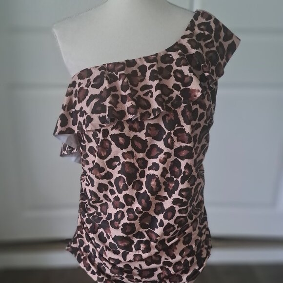 Aqua Eve Plus Size One Piece One Shoulder Ruffle Tummy Control 22W NWT - Picture 7 of 10